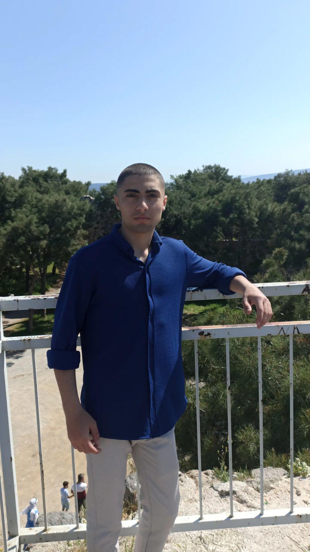 Akşamları 3 4 saat giricek oyun arkadaşı arıyorum