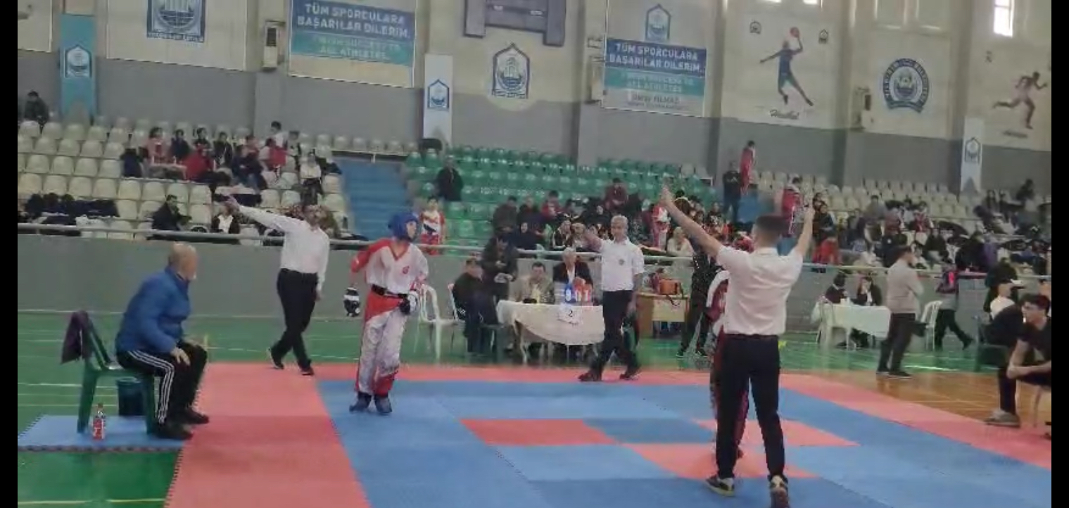 Kız duo aranır sohbet muhabbet dedikodu hiç fark etmez